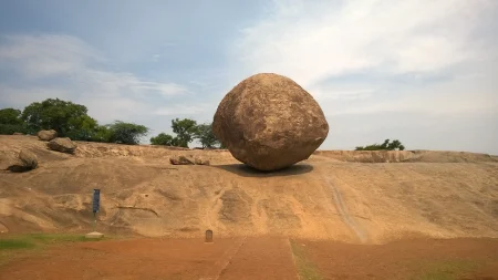 Познати камен из Махабалипурама - Индија